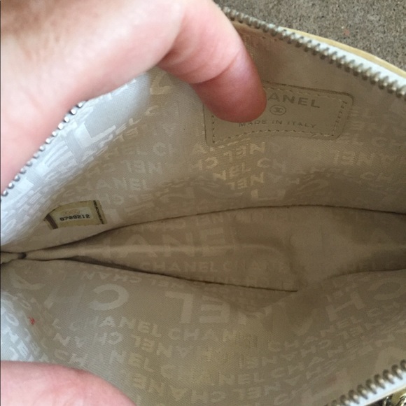 Chanel Precious Symbols Chain Bag - Picture 5 of 8